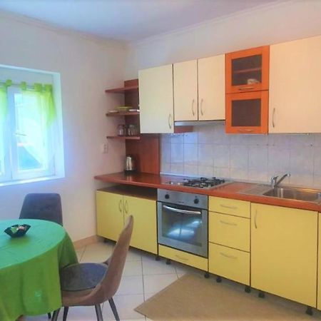 Apartment Fain - Private Parking Zadar Exterior photo