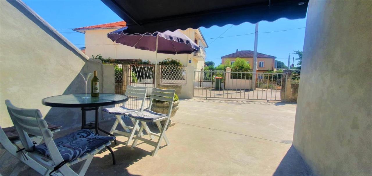 Apartment Fain - Private Parking Zadar Exterior photo
